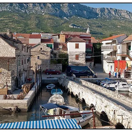 Blue Sun Апартаменты Каштела