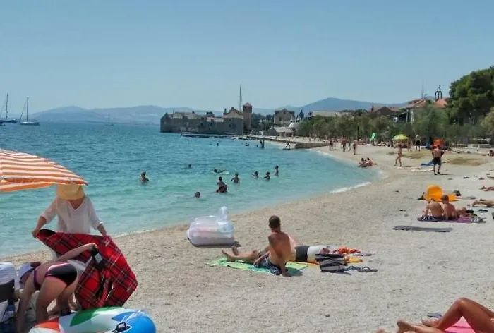 Blue Sun Apartament Kaštela